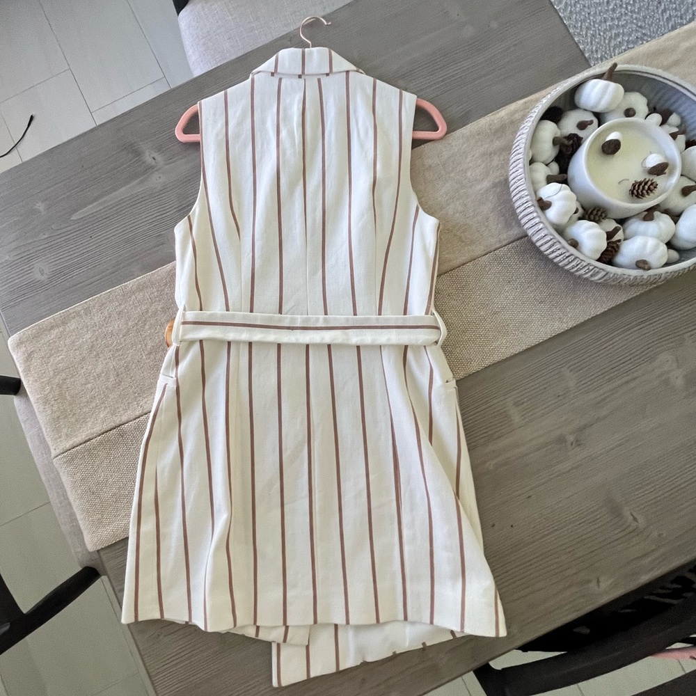NWOT- Topshop- Belt Stripe Sleeveless Blazer- Size US 10 - Picture 5 of 10